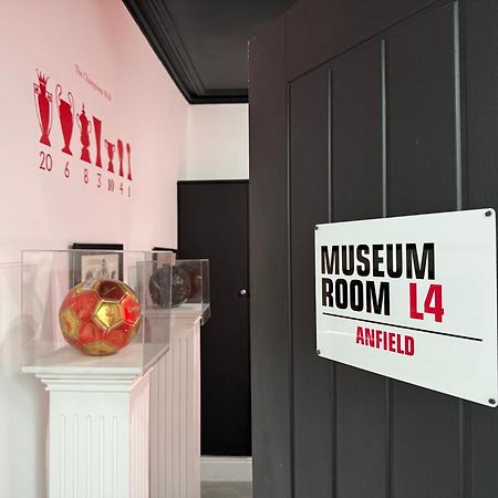 הוילה ליברפול Anfield Abode - Entire Lfc Themed House מראה חיצוני תמונה