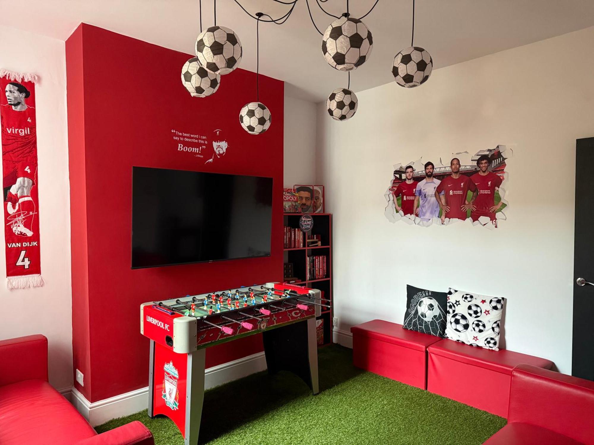 הוילה ליברפול Anfield Abode - Entire Lfc Themed House מראה חיצוני תמונה